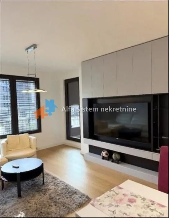 Izdavanje, dvosoban stan, 52m², Kalemegdan, Beograd