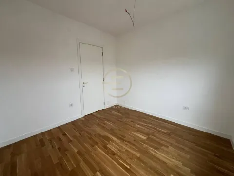 Rent, office space, 92m², Vidovdansko naselje, Novi Sad Sve Podlokacije - image 12