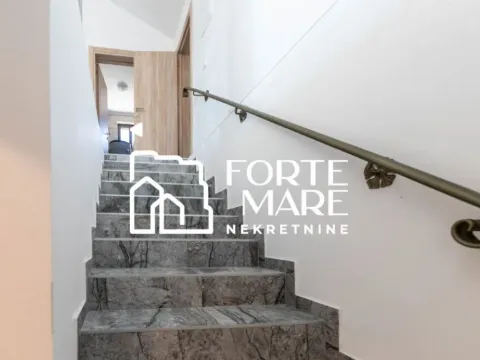 Sale, house, 230m², Igalo-Petlja, Herceg Novi - image 6