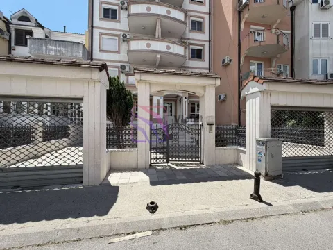 Rent, office space, 150m², Ljubović, Podgorica - image 2