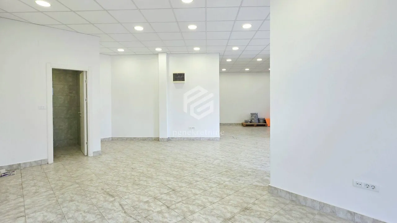 Rent, office space, 75m², Stari Aerodrom, Podgorica