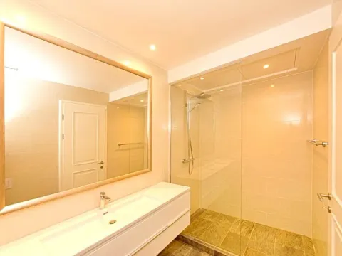 Prodaja, stan, 86m², Tivat, Crna Gora - image 11