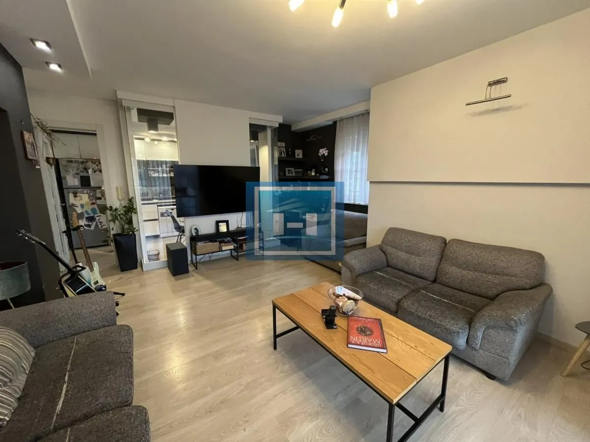 Sale, three bedroom apartment, 85m², Centar, Paraćin