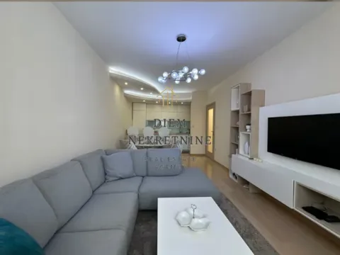 Izdavanje, dvosoban stan, 68m², City Kvart, Podgorica - image 5