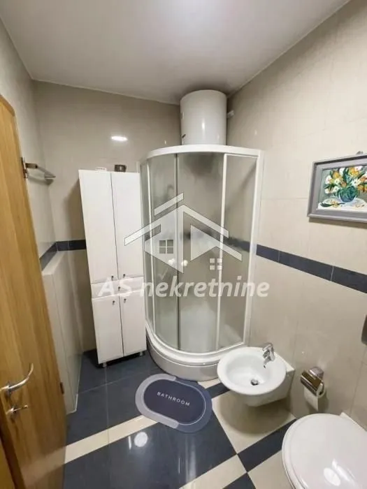 Rent, three bedroom apartment, 95m², Autokomanda, Voždovac Sve Podlokacije