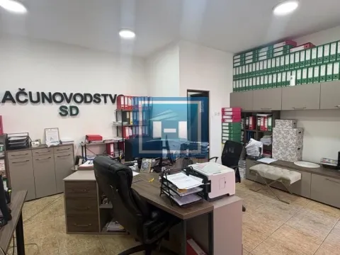 Prodaja, poslovni prostor, 28m², Centar, Jagodina - image 3