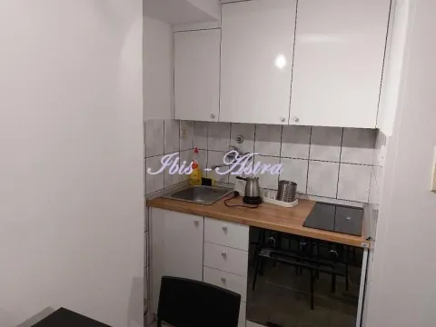 Izdavanje, jednosoban stan, 40m², Kalenić Pijaca, Vračar Sve Podlokacije - image 4