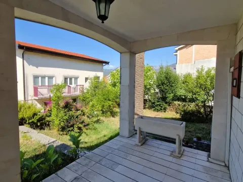 Prodaja, kuća, 120m², Tivat, Crna Gora - image 1