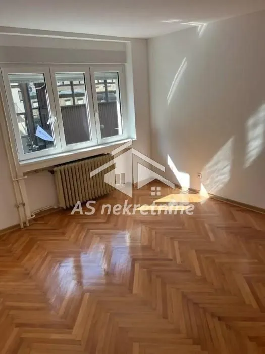 Rent, apartment, 78m², Stari Grad, Beograd