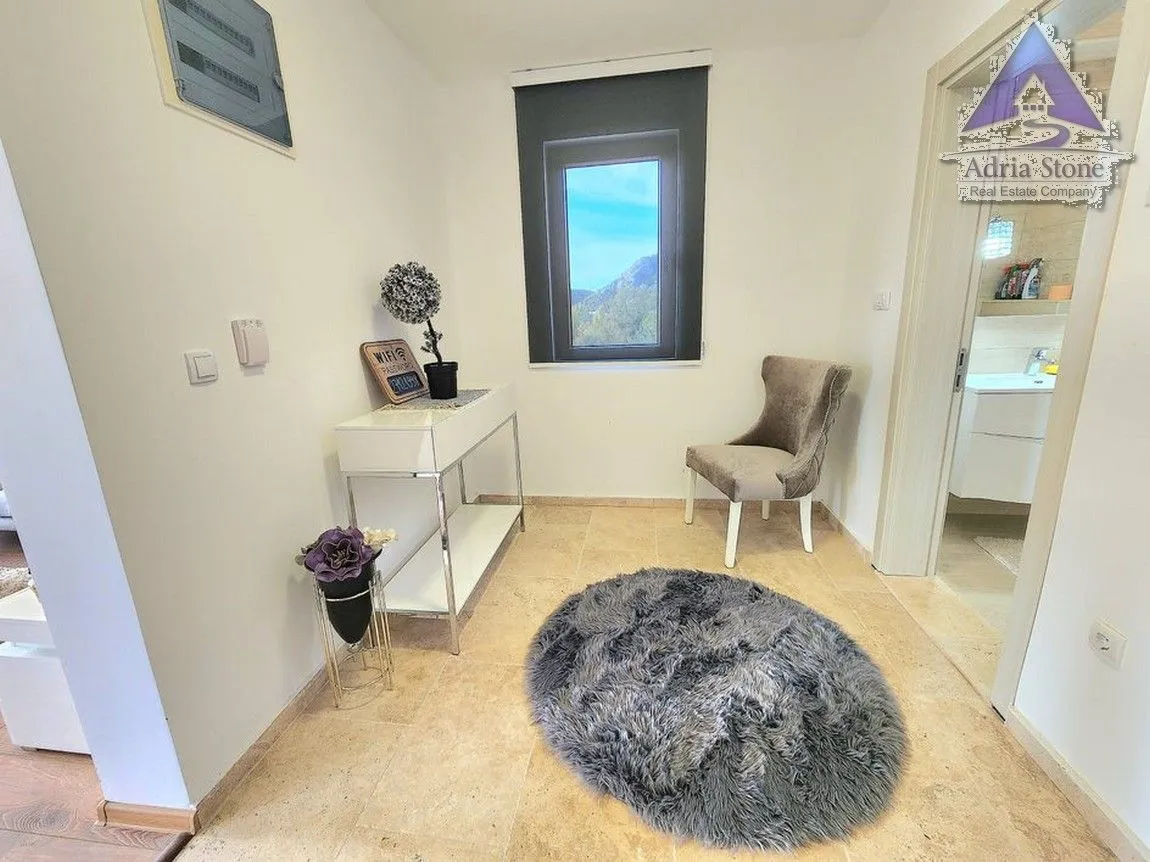 Sale, house, 199m², Kuljače, Budva