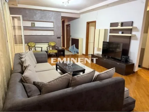 Izdavanje, stan, 170m², Savski Venac, Beograd - image 4