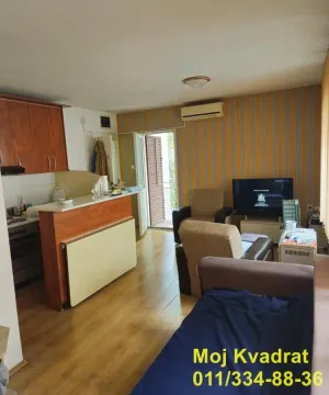 Dnevni boravak sa kuhinjom i trpezarijskim delom. - image 2