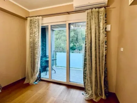 Izdavanje, dvosoban stan, 50m², Ljubović, Podgorica - image 6