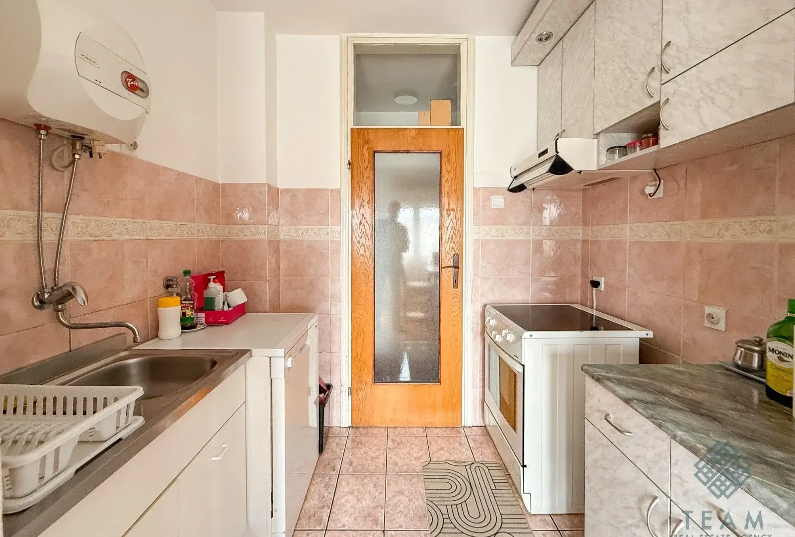 Prodaja, dvosoban stan, 76m², Stari Aerodrom, Podgorica