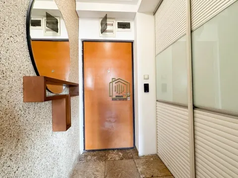 Izdavanje, dvosoban stan, 90m², Stari Aerodrom, Podgorica - image 17