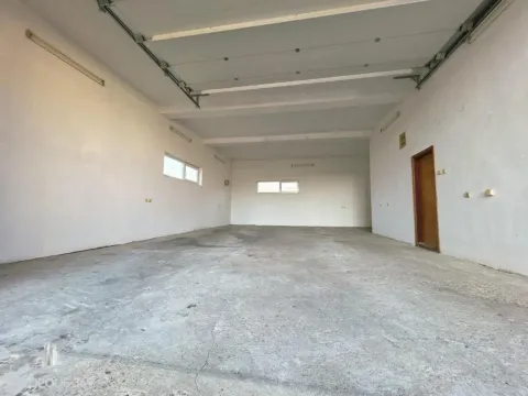 Rent, office space, 80m², Mali Mokri Lug, Zvezdara Sve Podlokacije - image 1