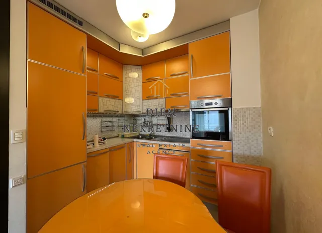 Rent, two bedroom apartment, 68m², City Kvart, Podgorica