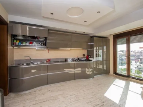 Prodaja, dvosoban stan, 142m², Preko Morače, Podgorica - image 6