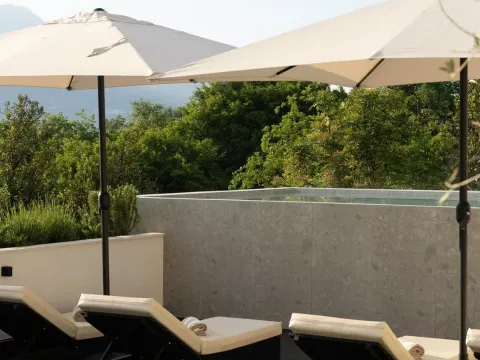 Sale, house, 424m², Tivat, Crna Gora - image 28