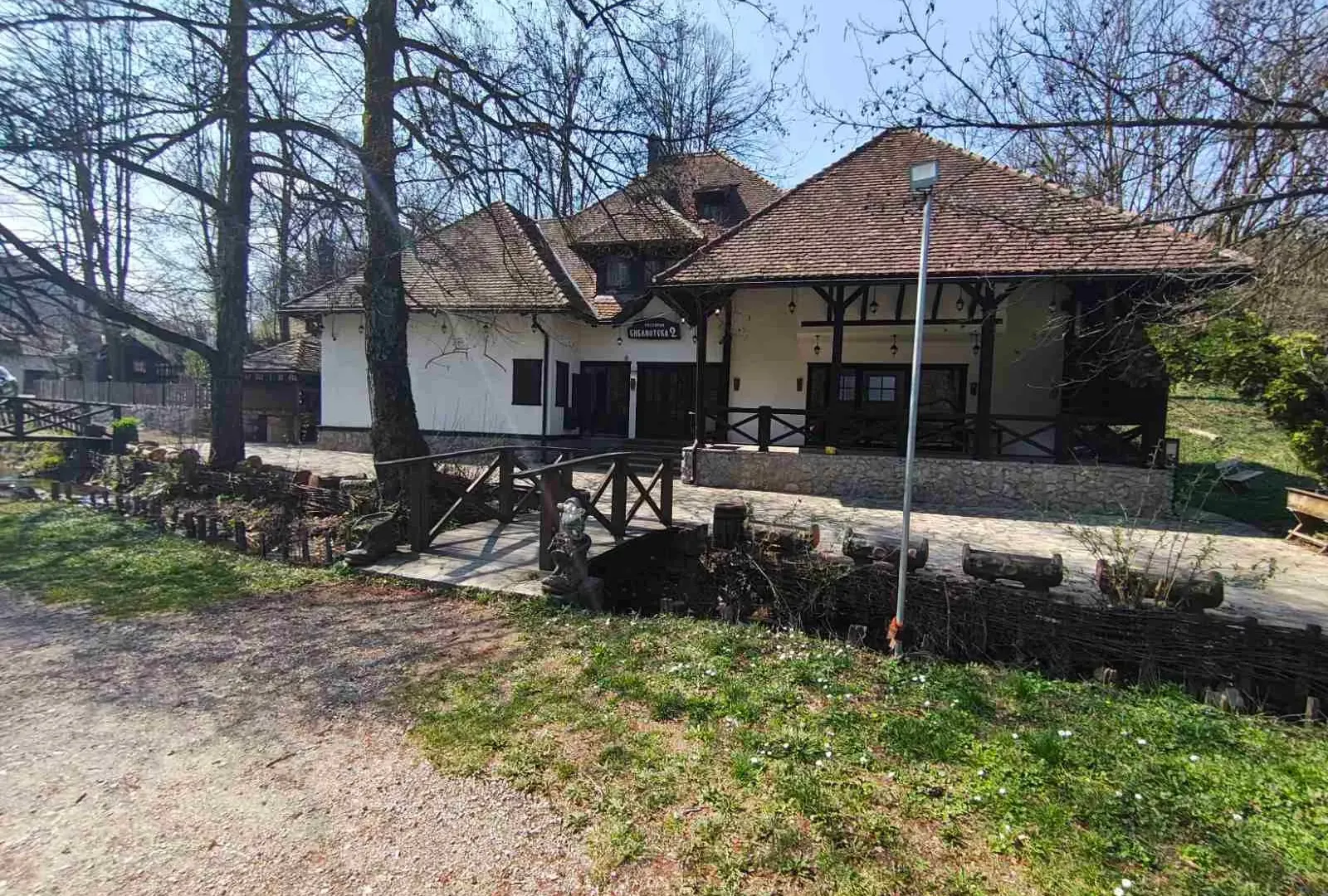 Rent, office space, 210m², Tršić, Loznica