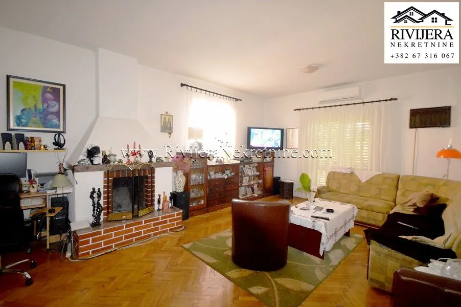 Prodaja, kuća, 270m², Topla, Herceg Novi