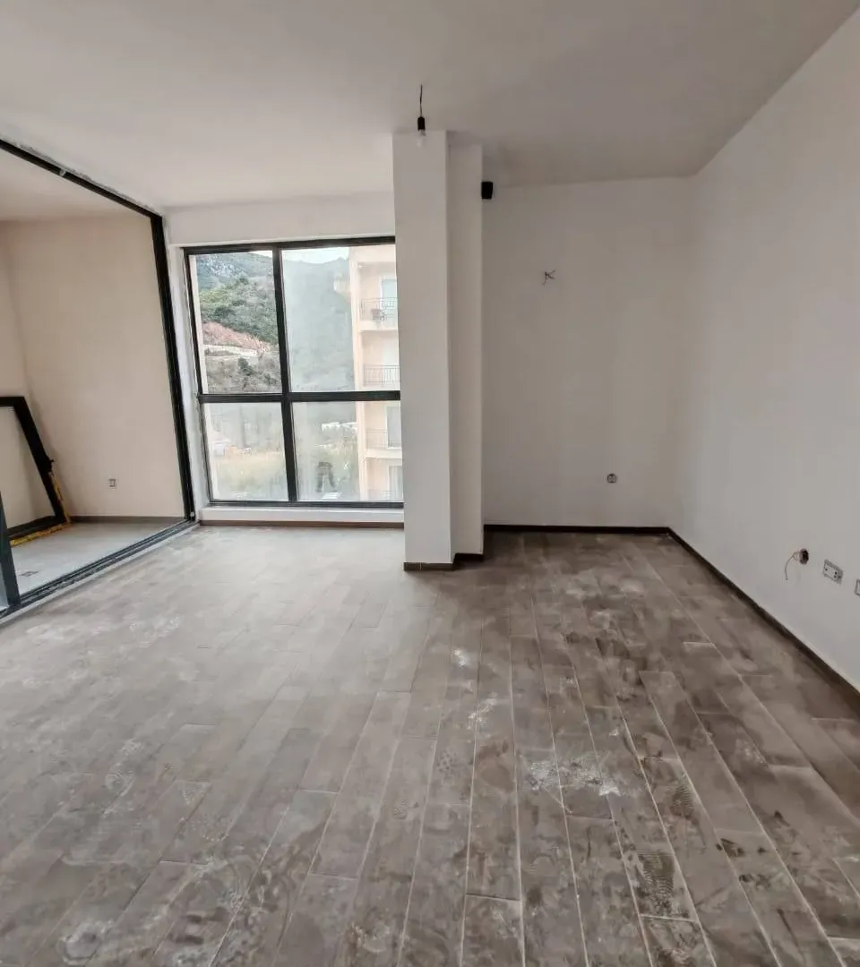Sale, one bedroom apartment, 55m², Bečići, Budva