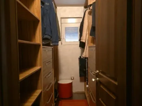 Prodaja, kuća, 175m², Velje Brdo, Podgorica - image 11