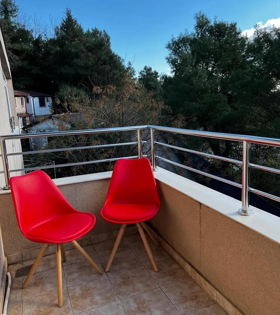 Prodaja, dvosoban stan, 73m², Đenovići, Herceg Novi