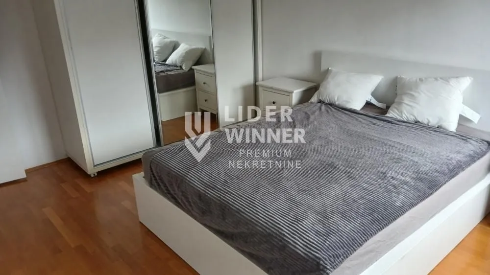 Izdavanje, trosoban stan, 78m², Novi Beograd Sve Podlokacije, Beograd