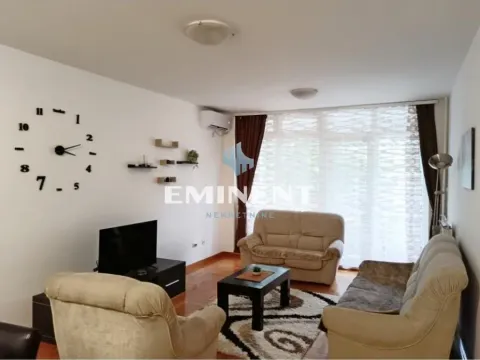 Izdavanje, dvosoban stan, 67m², Novi Beograd Blok 22, Novi Beograd Sve Podlokacije - image 1