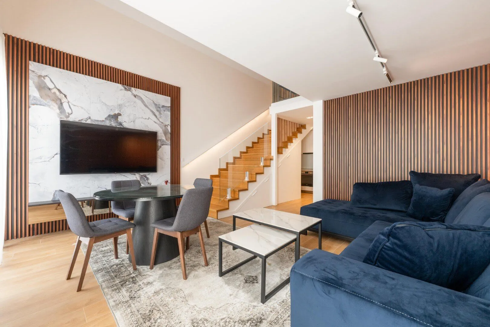 Sale, one bedroom apartment, 86m², Podkošljun, Budva