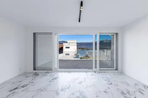 Prodaja, trosoban stan, 85m², Luštica, Tivat - image 4