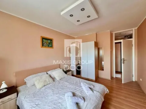 Rent, one bedroom apartment, 65m², Savski Venac, Beograd - image 20