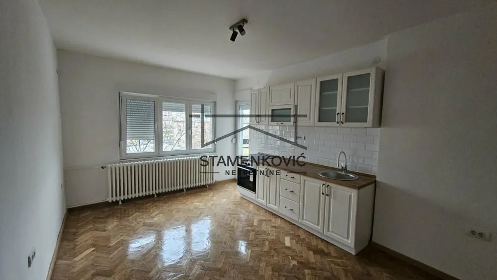 Sale, two bedroom apartment, 59m², Železnička Stanica, Novi Sad Sve Podlokacije
