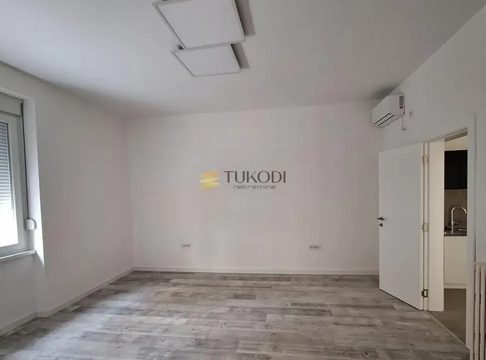 Rent, office space, 105m², Spens, Novi Sad Sve Podlokacije