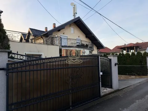 Prodaja, kuća, 570m², Surčin, Beograd - image 4