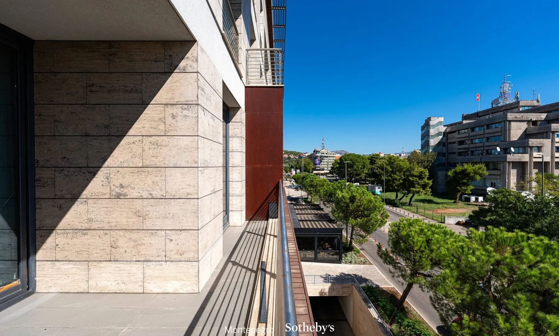 Prodaja, trosoban stan, 203m², Kod Capital Plaze, Podgorica