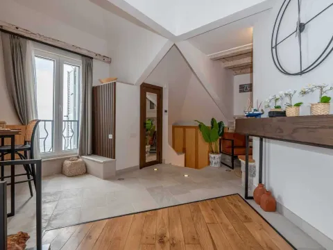 Sale, one bedroom apartment, 70m², Budva, Crna Gora - image 11