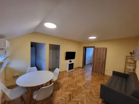 Sale, two bedroom apartment, 60m², Budva, Crna Gora - image 1