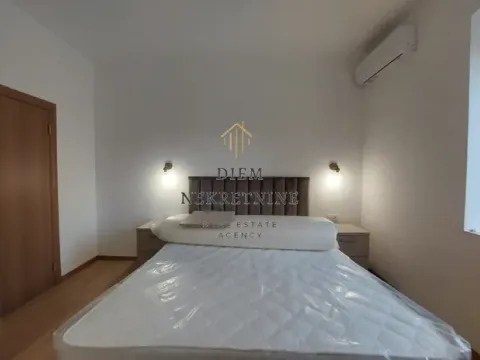 Rent, one bedroom apartment, 40m², Stari Grad Kotor, Kotor - image 8