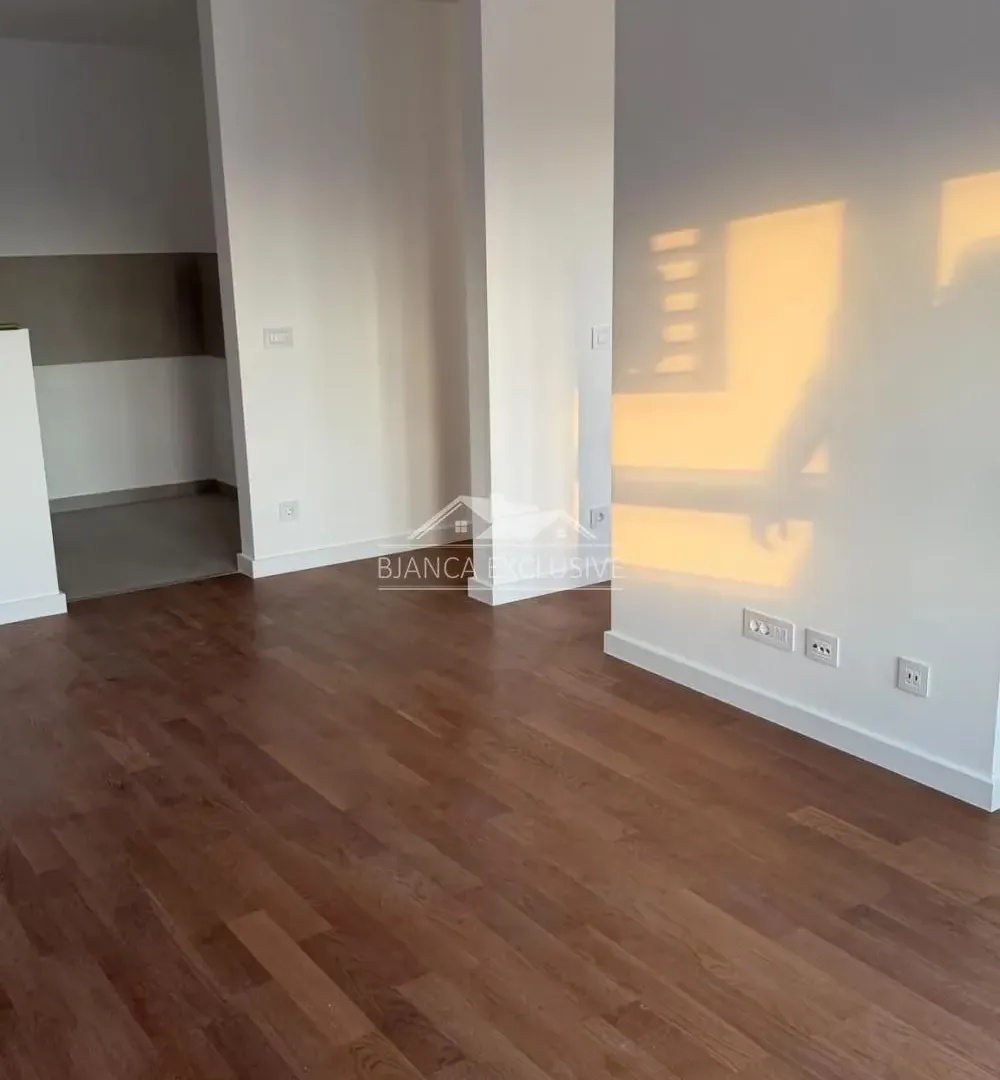 Prodaja, trosoban stan, 66m², Zemun Gornji Grad, Zemun Sve Podlokacije