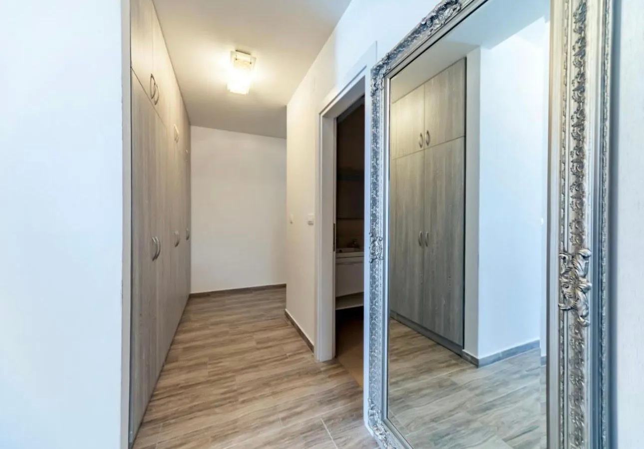 Rent, three bedroom apartment, 127m², Petrovac, Budva