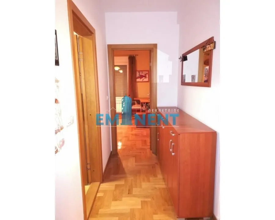 Rent, three bedroom apartment, 72m², Đeram Pijaca, Beograd
