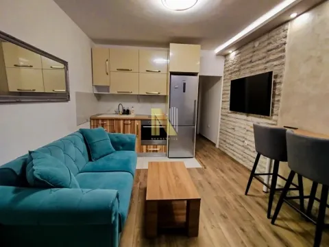 Izdavanje, jednosoban stan, 33m², Liman 2, Novi Sad Sve Podlokacije - image 1