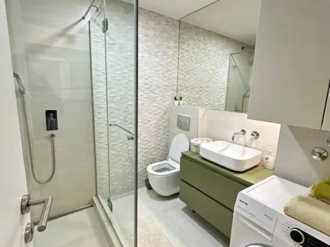 Izdavanje, trosoban stan, 67m², Novi Beograd Blok 25, Novi Beograd Sve Podlokacije