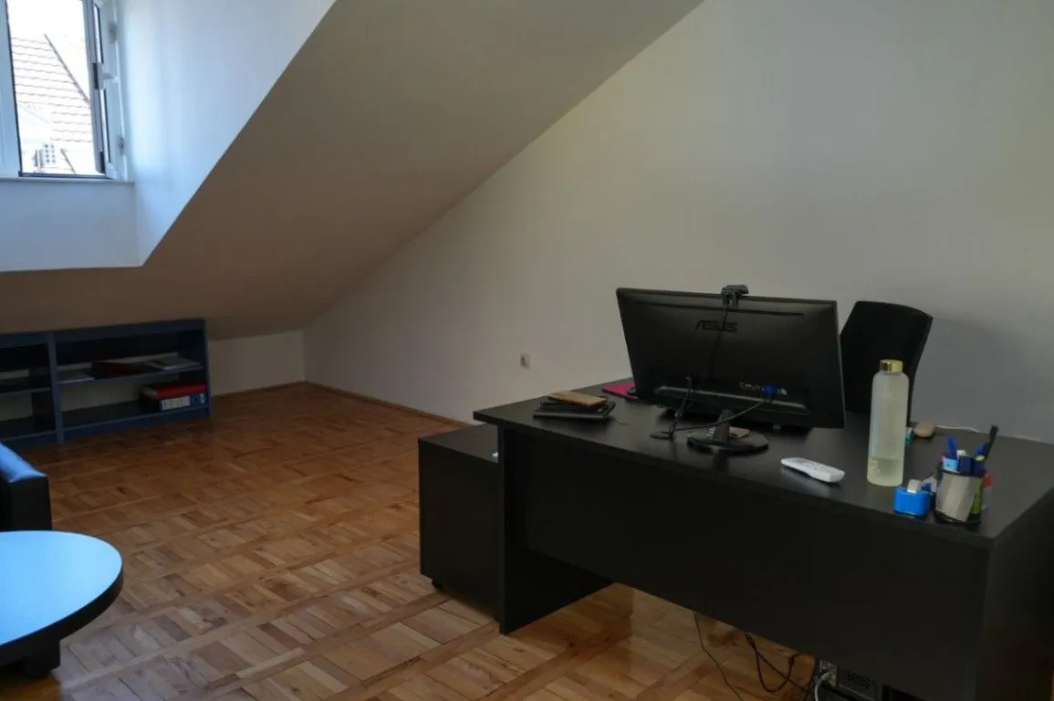 Rent, office space, 160m², Centar, Podgorica