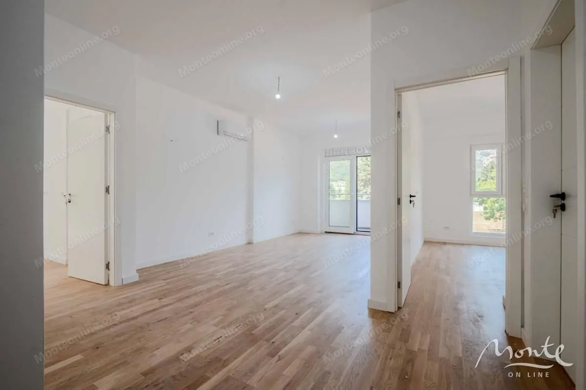 Prodaja, dvosoban stan, 67m², Bar, Crna Gora
