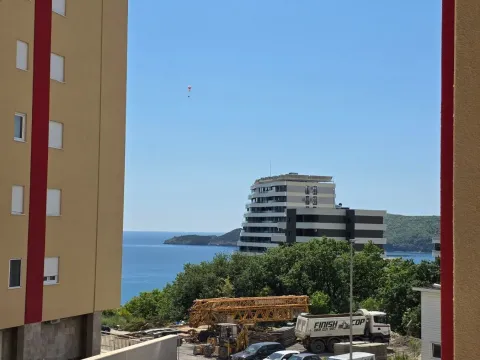 Sale, one bedroom apartment, 44m², Bečići, Budva - image 3