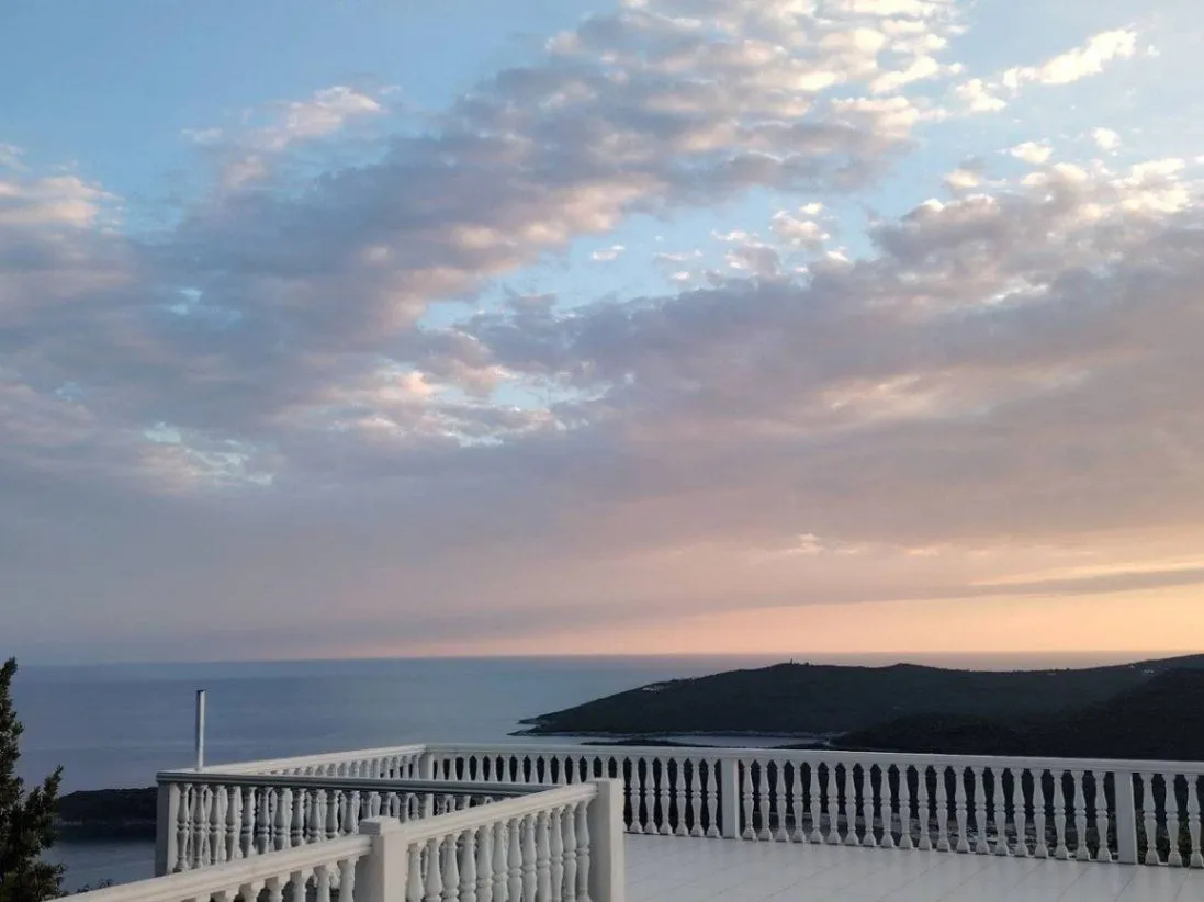 Prodaja, dvosoban stan, 97m2, Seoce, Budva