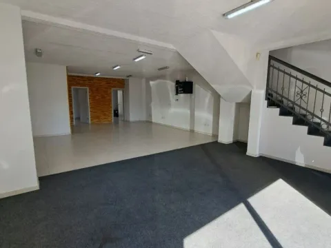 Poslovni prostor in Krivi Most